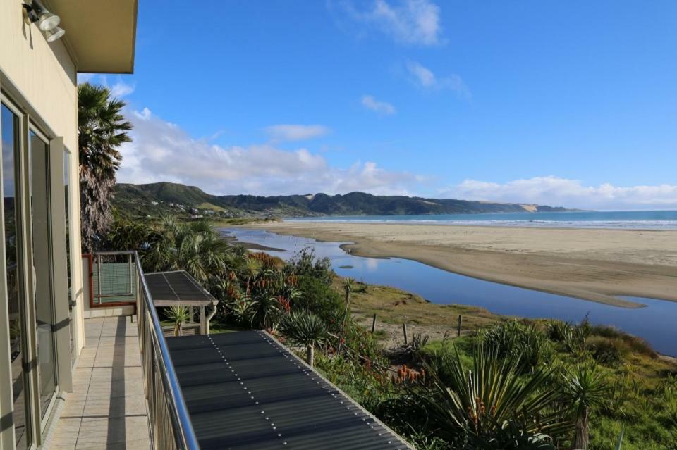 Gems Seaside Apartment